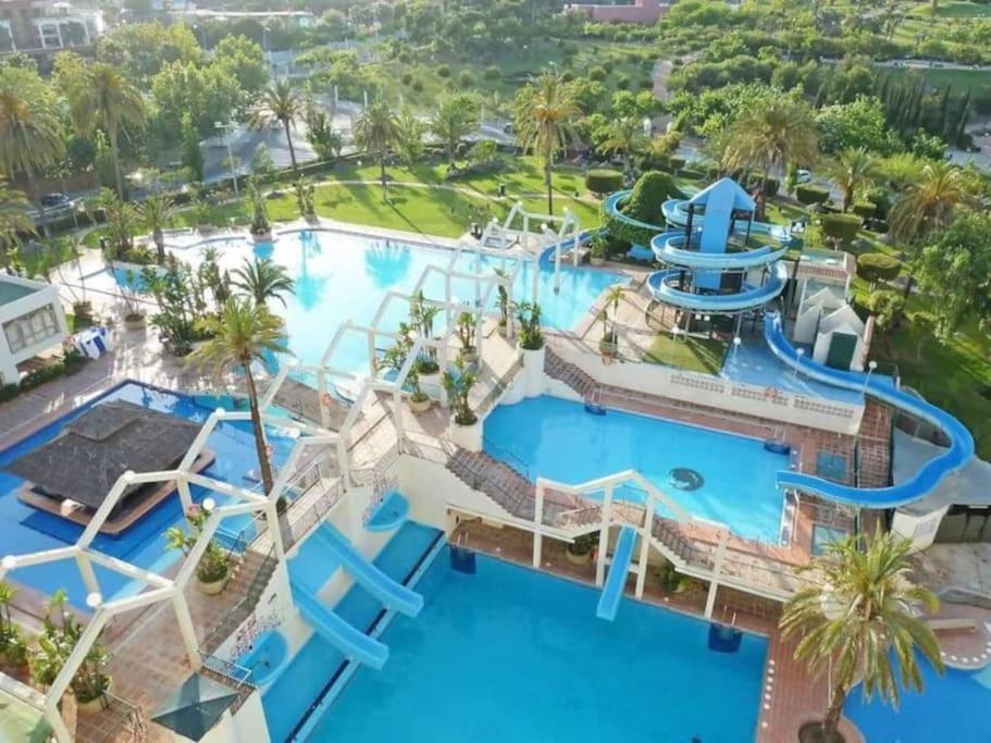 Benalbeach: Beachfront Studio In With Aquapark * Benalmadena